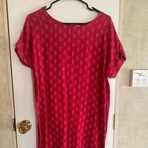 Old navy, size small, knee length, red